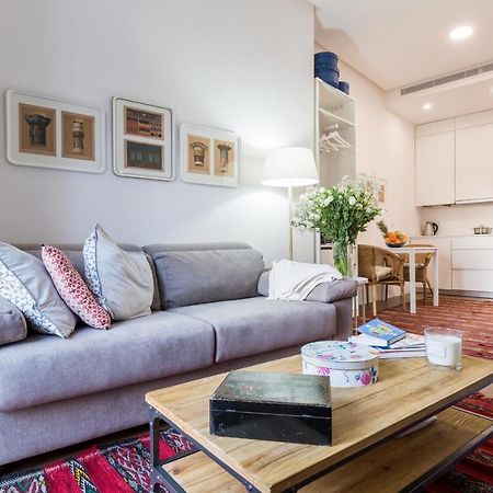 Sevilla Home Center Suites ภายนอก รูปภาพ