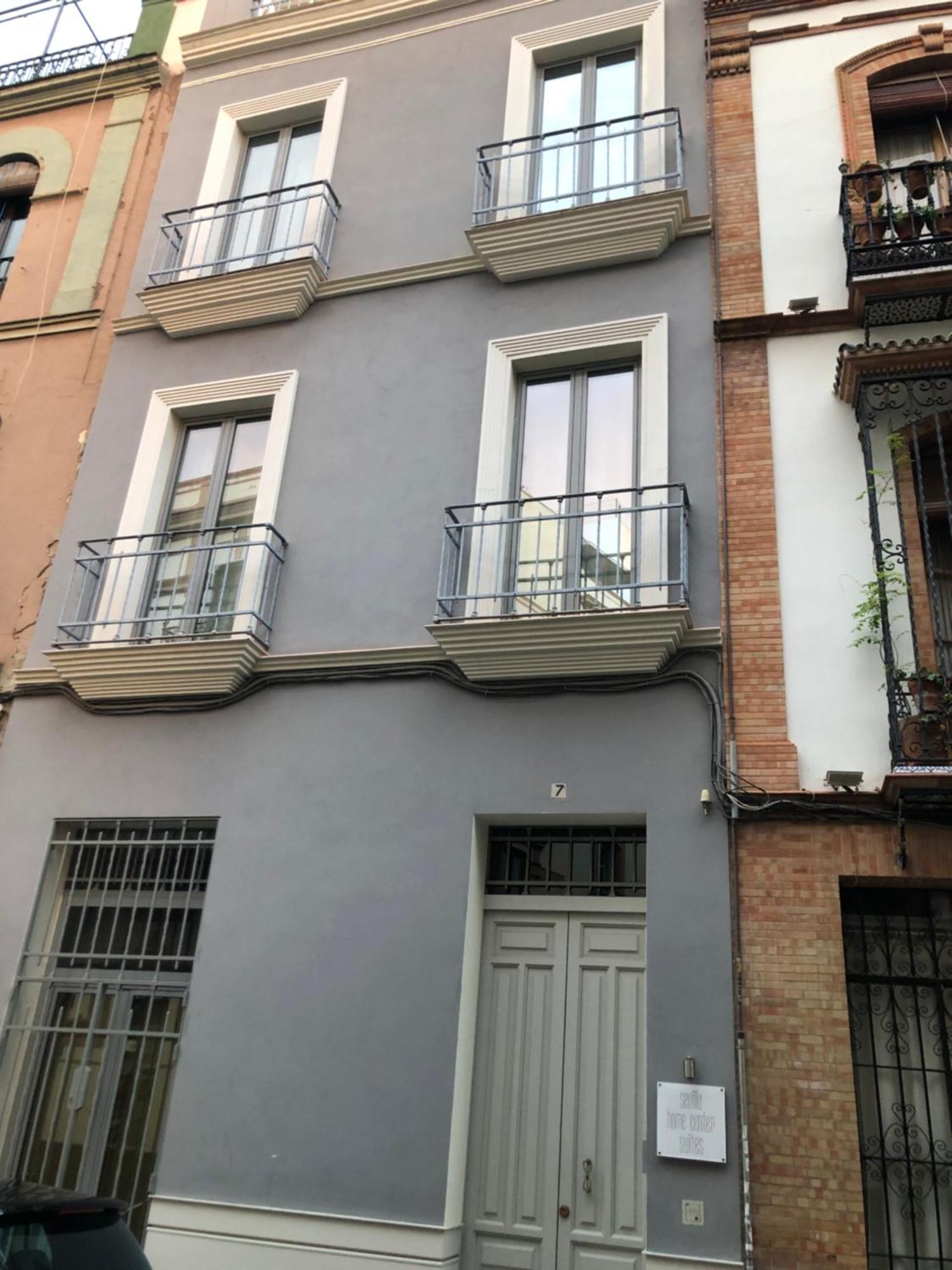 Sevilla Home Center Suites ภายนอก รูปภาพ