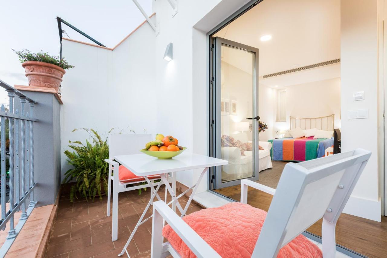 Sevilla Home Center Suites ภายนอก รูปภาพ