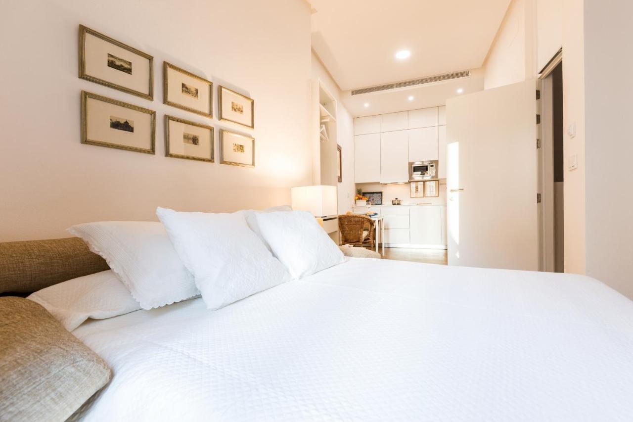 Sevilla Home Center Suites ภายนอก รูปภาพ