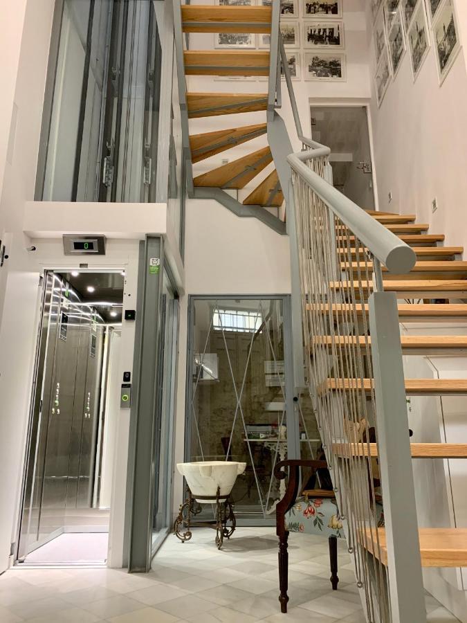 Sevilla Home Center Suites ภายนอก รูปภาพ